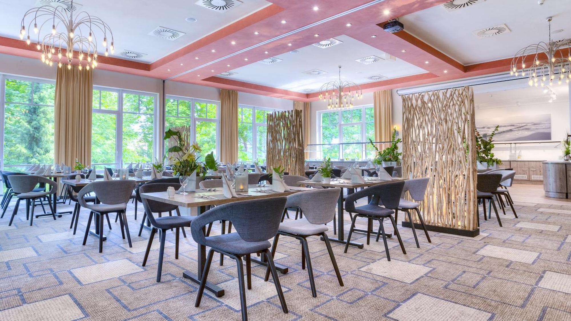 Ostseehotel Villen Im Park - Ein Rovell Hotel Heringsdorf  Kültér fotó