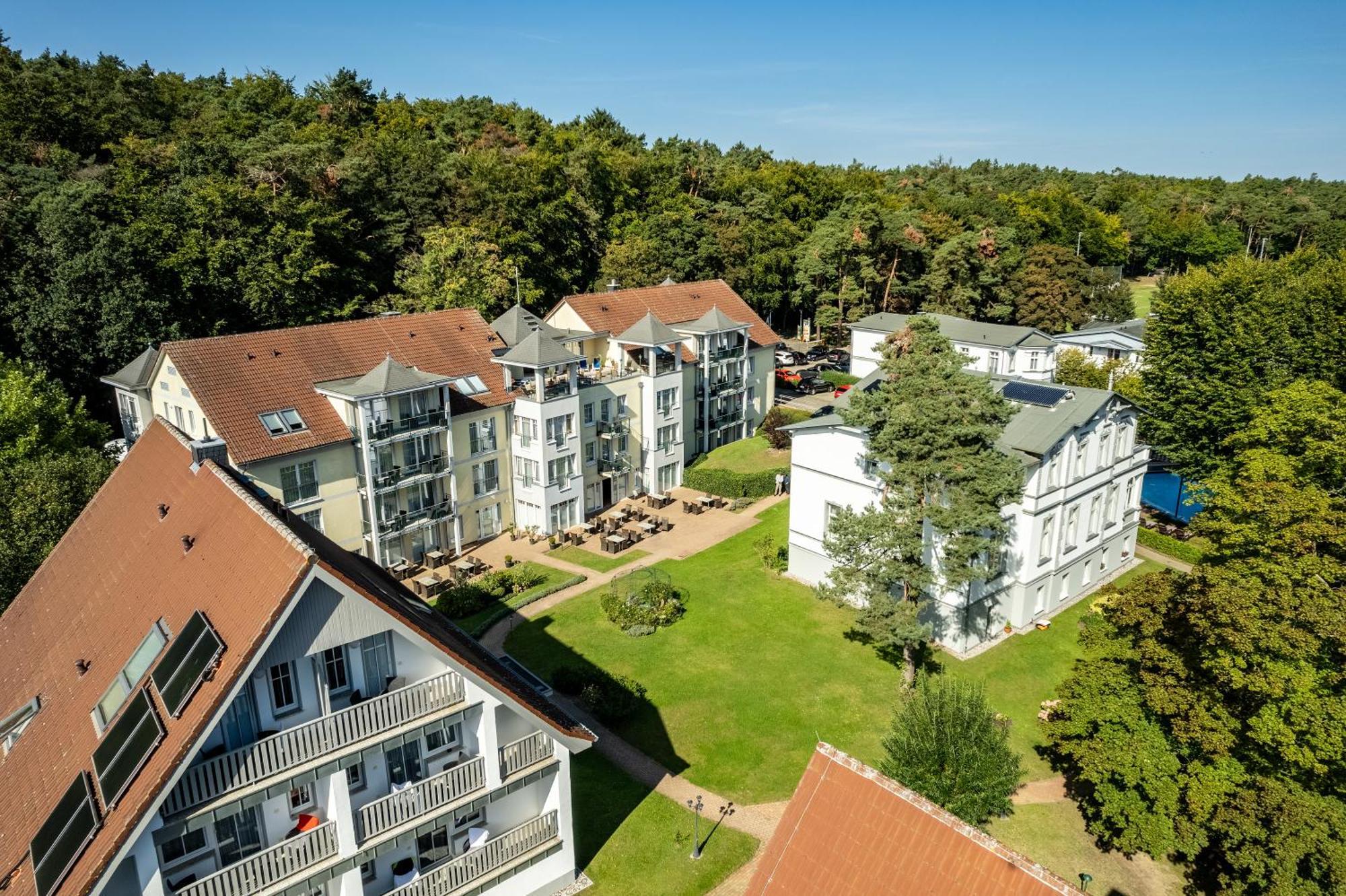 Ostseehotel Villen Im Park - Ein Rovell Hotel Heringsdorf  Kültér fotó